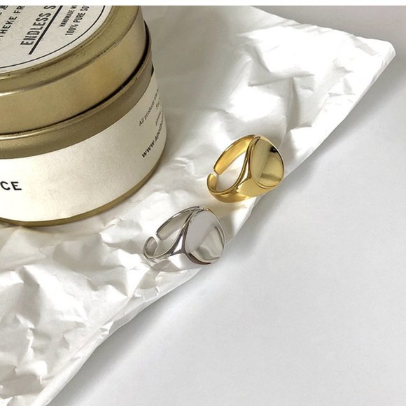 Minimalist 925 Sterling Silver Signet Ring Round Disc Ring (Gold) - Picture 9 of 9